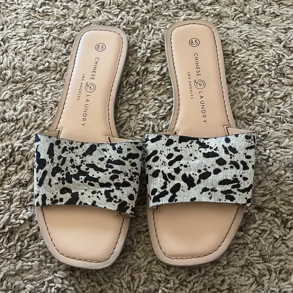 Cow hide flat sandal size 8.5